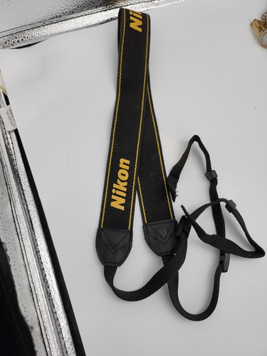 Nikon camera neck - nikon,