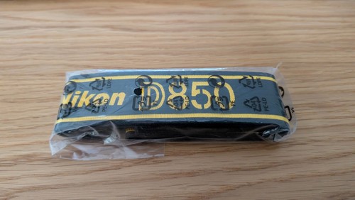 Nikon d850 strap dc18 - nikon, an-dc18