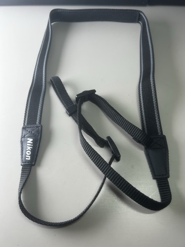 Nikon neck and - neck, shoulder